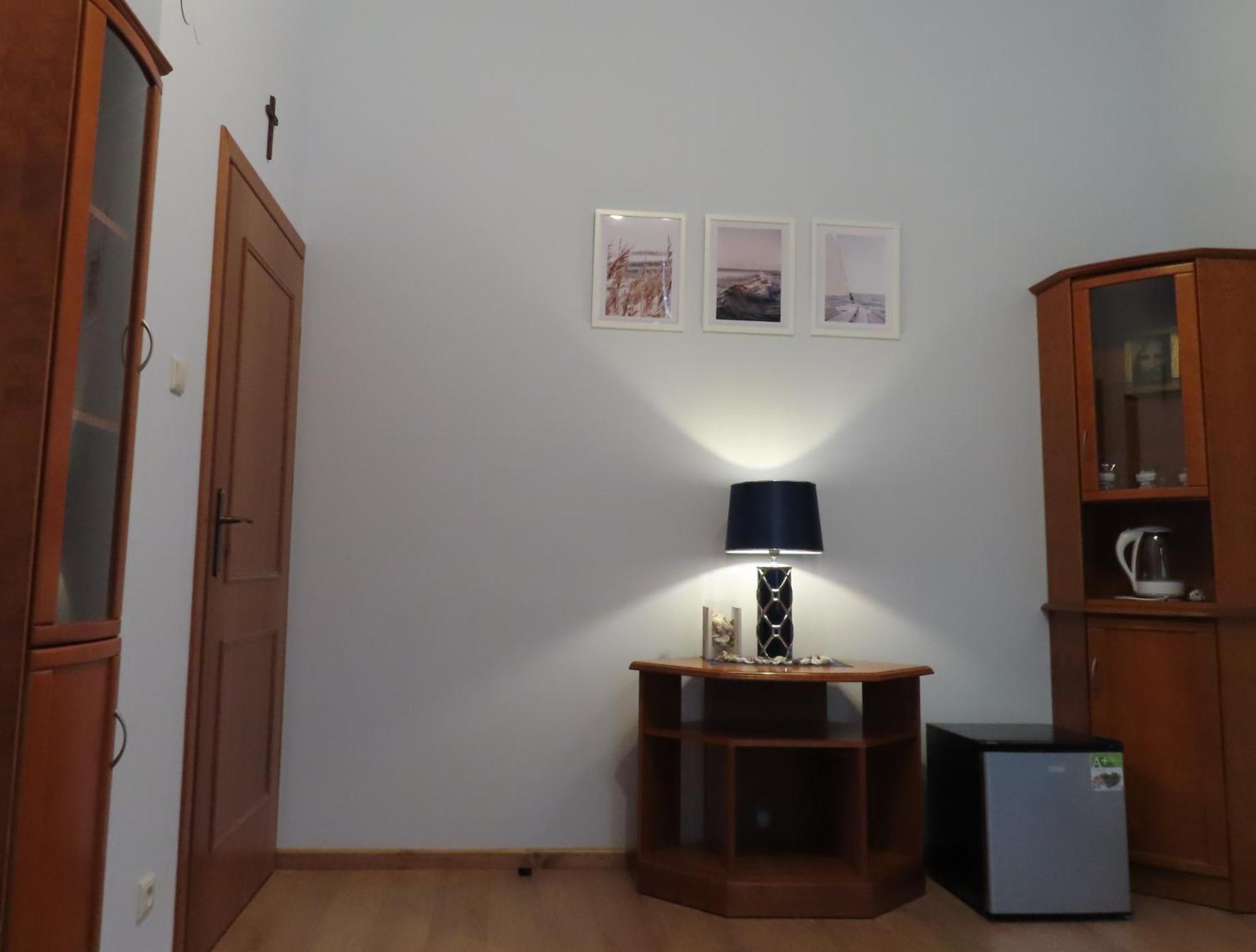 Dobry Zakatek Dom Rekolekcyjny Hotel Konstancin-Jeziorna Buitenkant foto