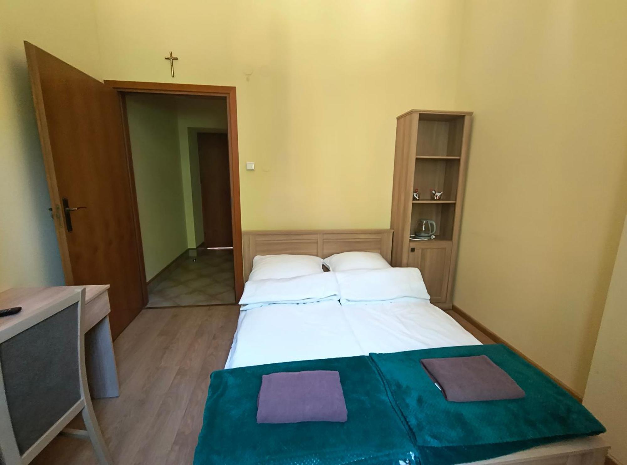 Dobry Zakatek Dom Rekolekcyjny Hotel Konstancin-Jeziorna Buitenkant foto